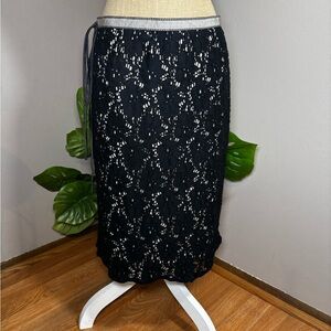 Vintage Alain Manoukian Chic Black Lace Lined Pencil Skirt